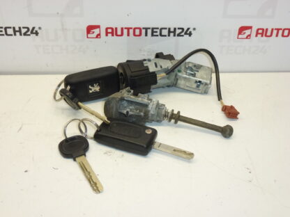Schakelkast, deurslot en twee Citroën Peugeot 4162EQ sleutels