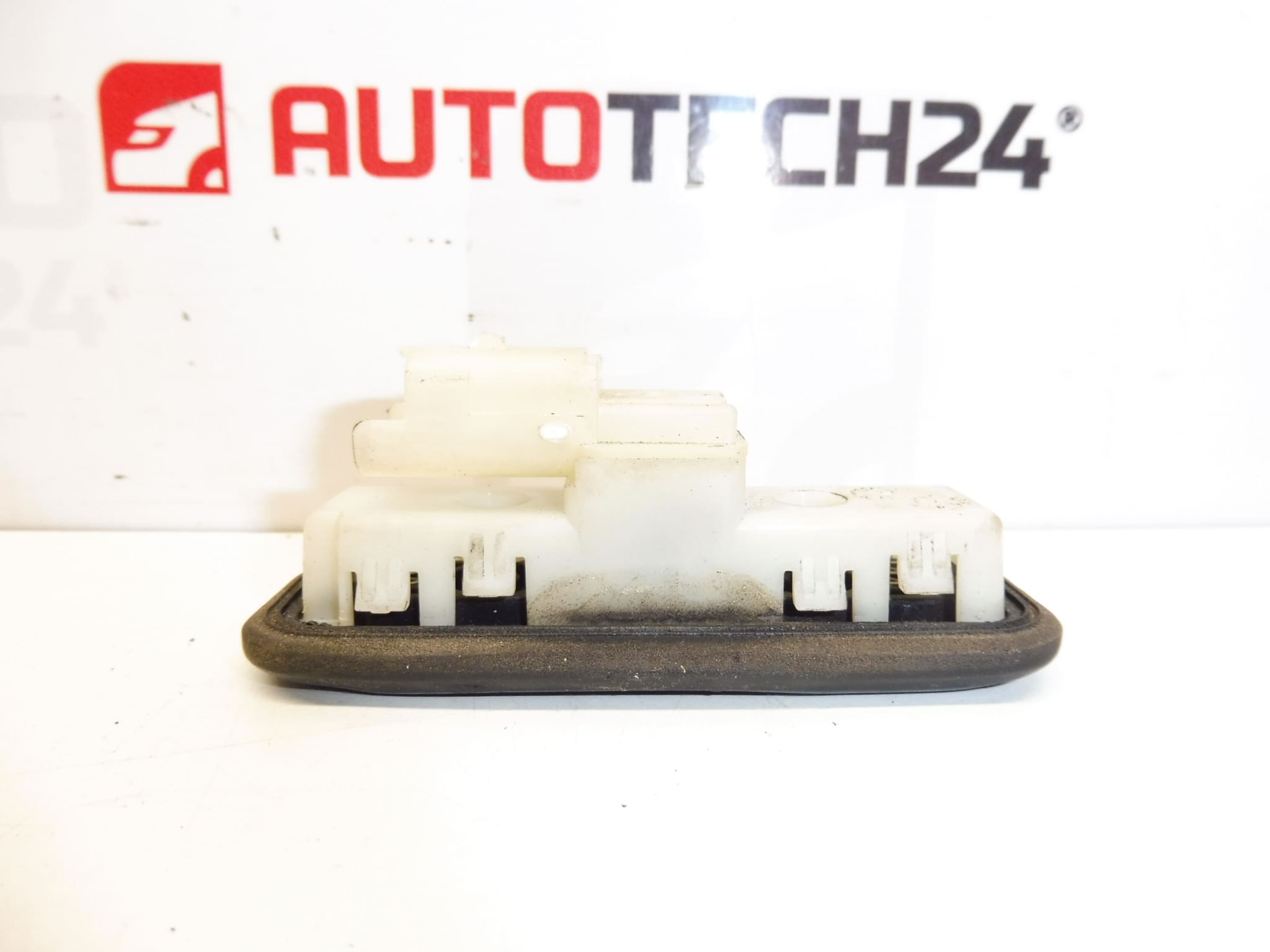 Bedieningsschakelaar Achterklep Openen Citroën Peugeot 6490R3 - Afbeelding 2