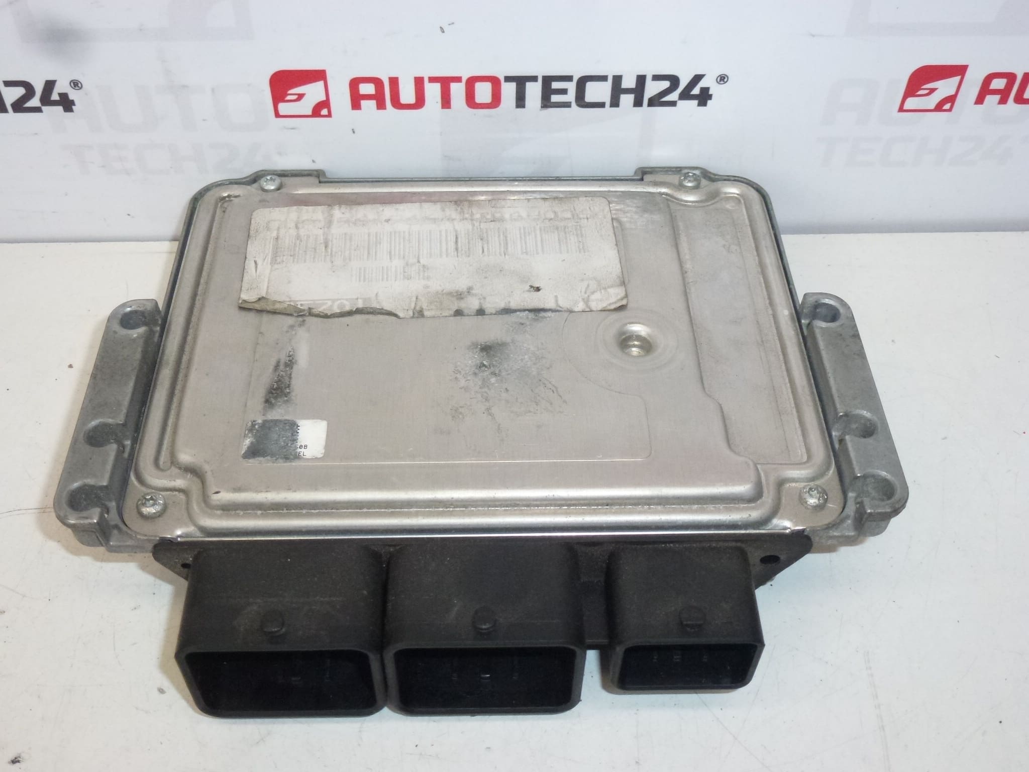 ECU Bosch MEV17.4 0261201505 9664738680 - Afbeelding 2