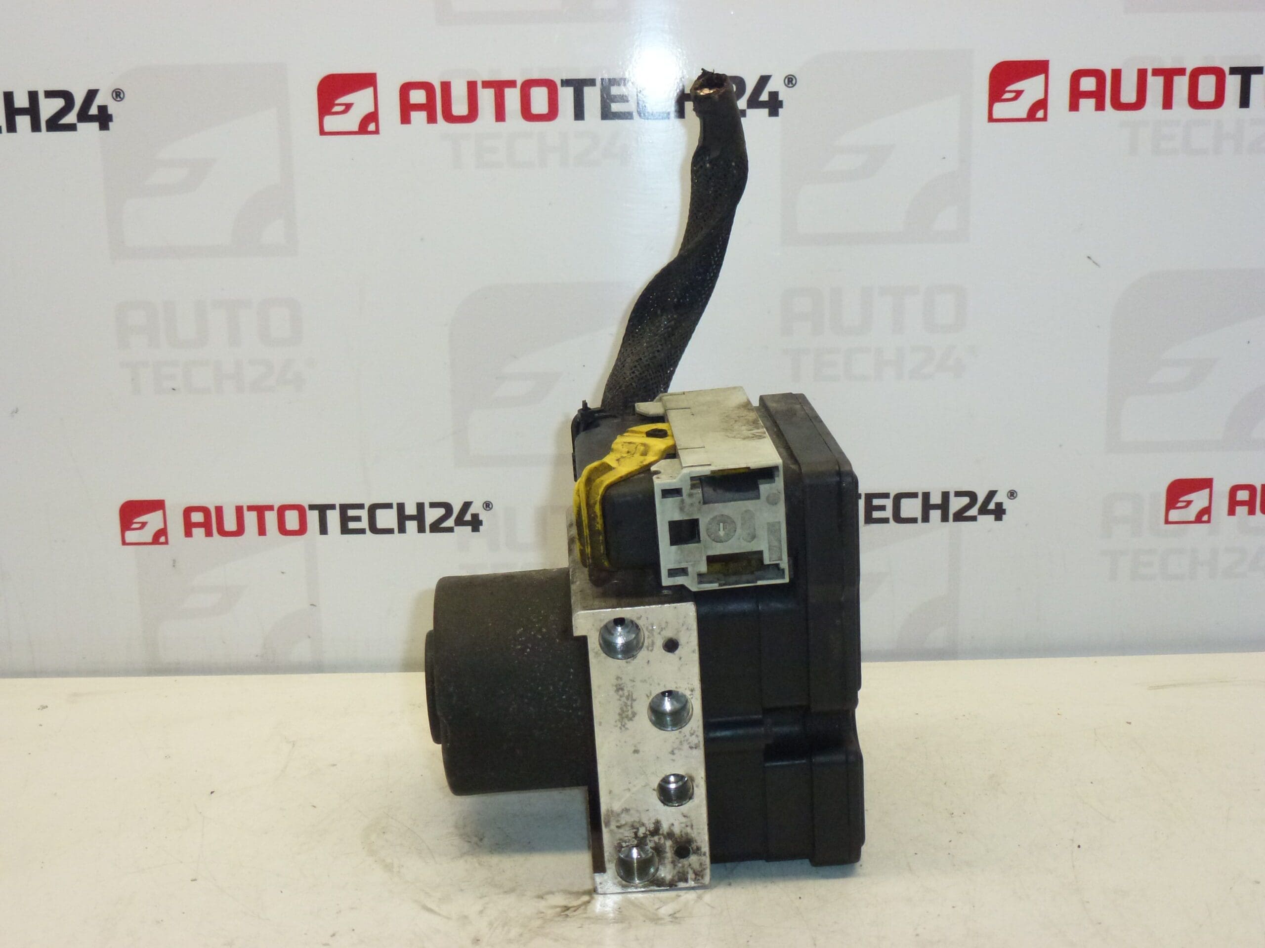 ECU-ABS Peugeot 206 9652342980 10.0970-1114.3