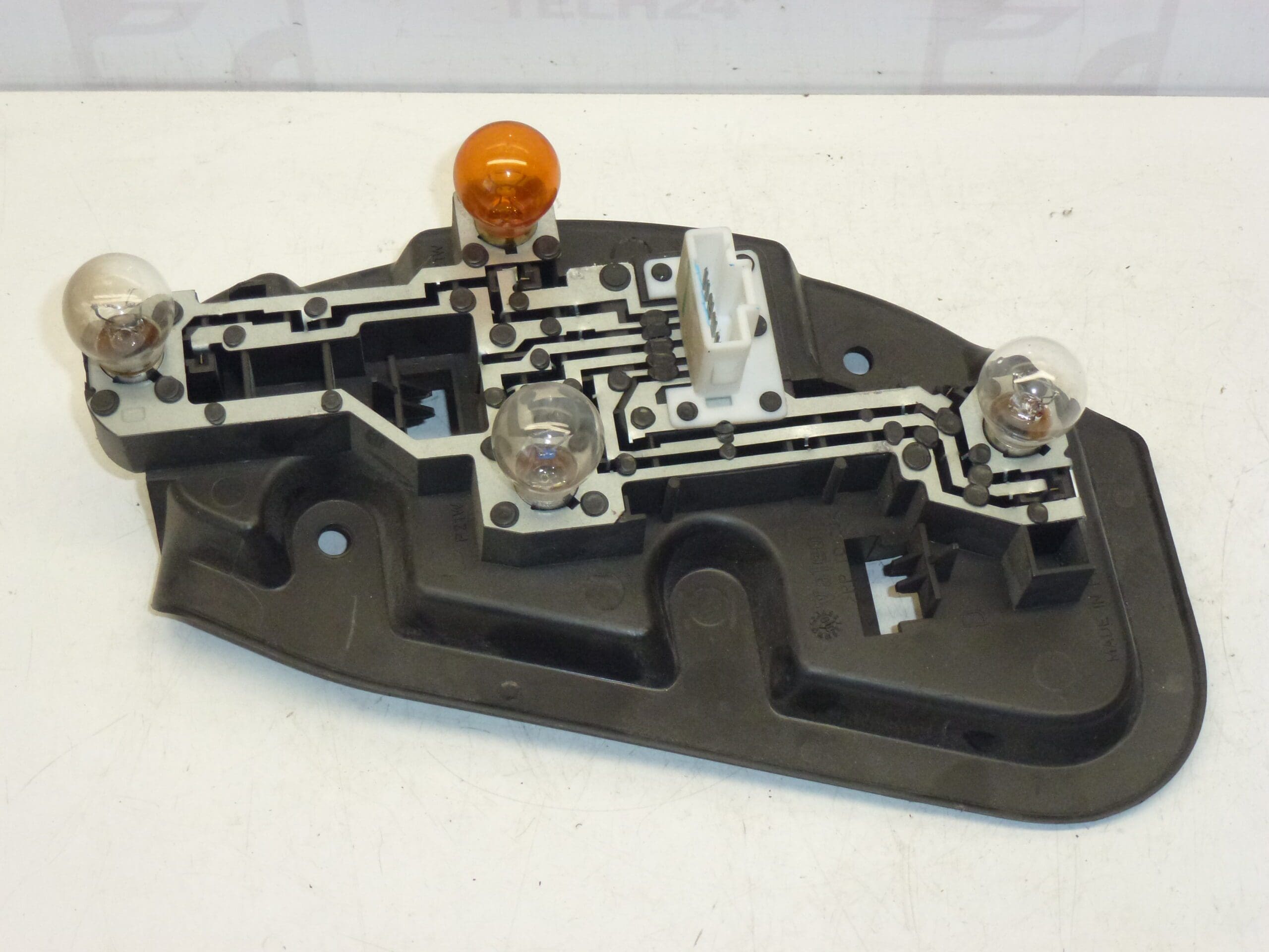 Lampfitting rechter achterlicht Citroën C5 sedan