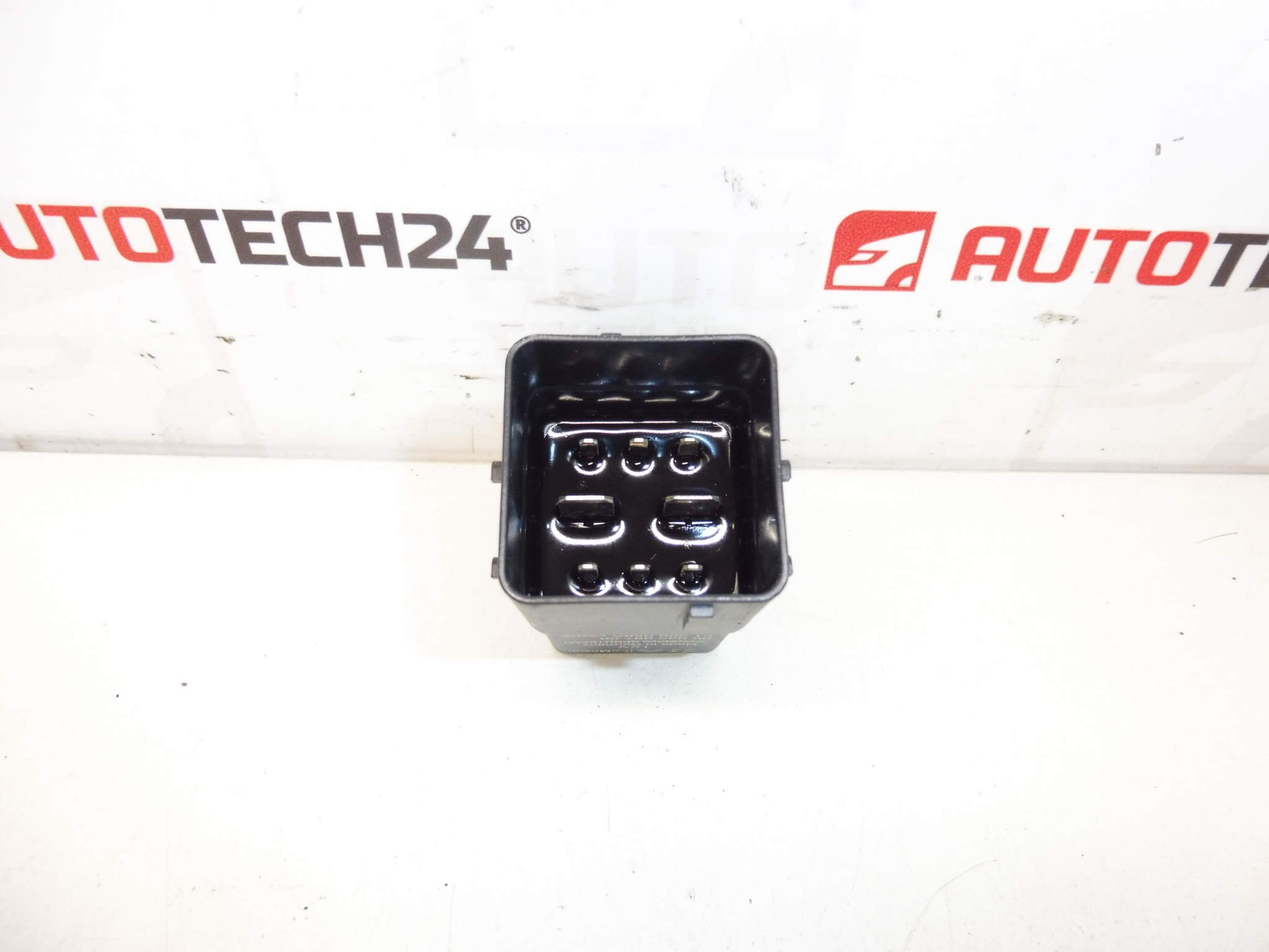 Gloeirelais MAGMA Citroën Peugeot 9803299780