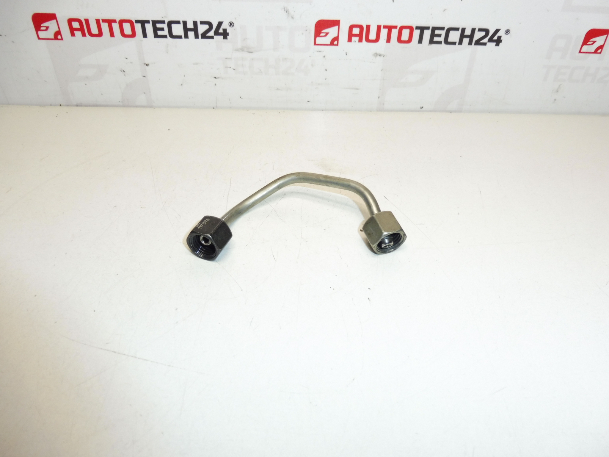 Aanvoerleiding 2e injector Citroën Peugeot 9811737580