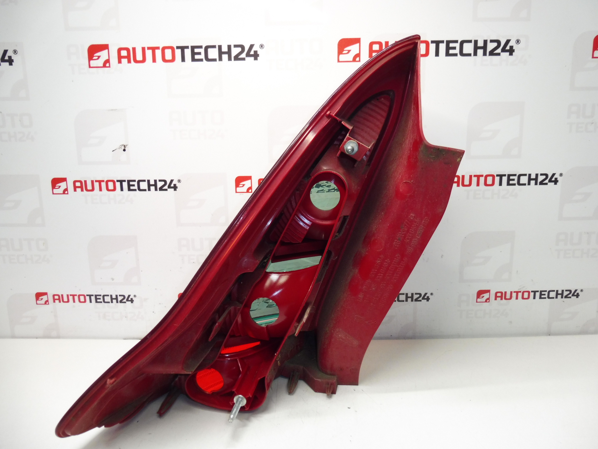 Rechter achterlamp licht Citroën C4 3 deuren 9646801677 6351T6