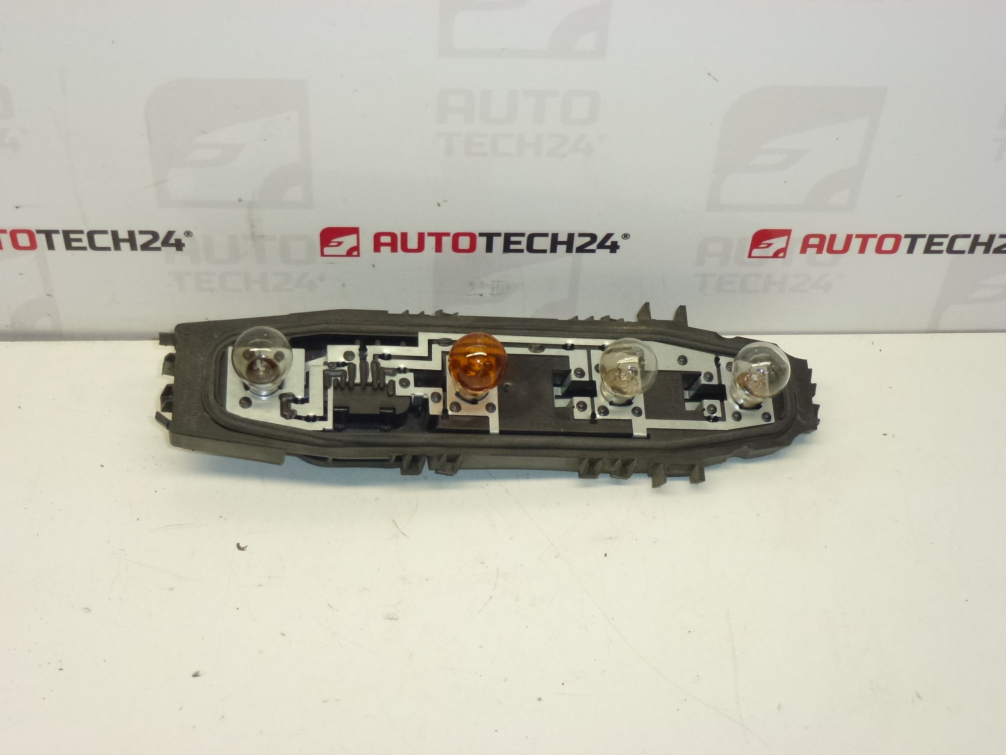 Achterlampvoet Citroën C3 6350Q3, 6351Q3, 6350X5, 6351X5