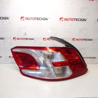 Achter linkerlicht Peugeot 301 9674807780