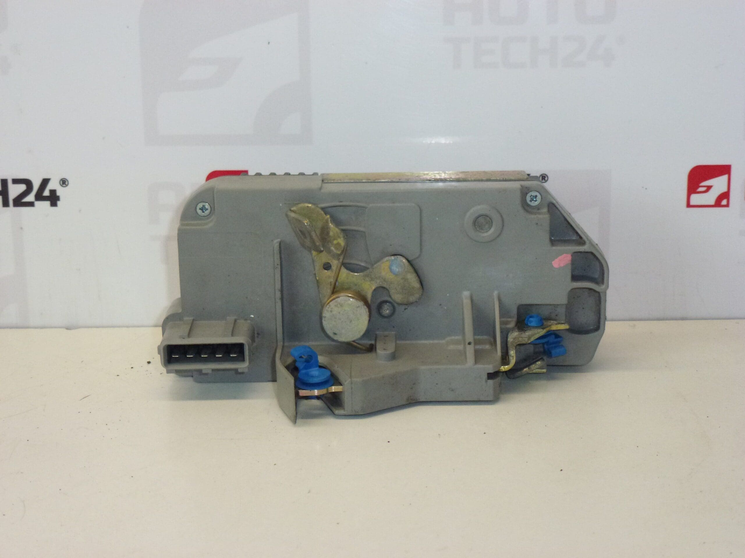 Deurslot links achter Citroën Peugeot 913744