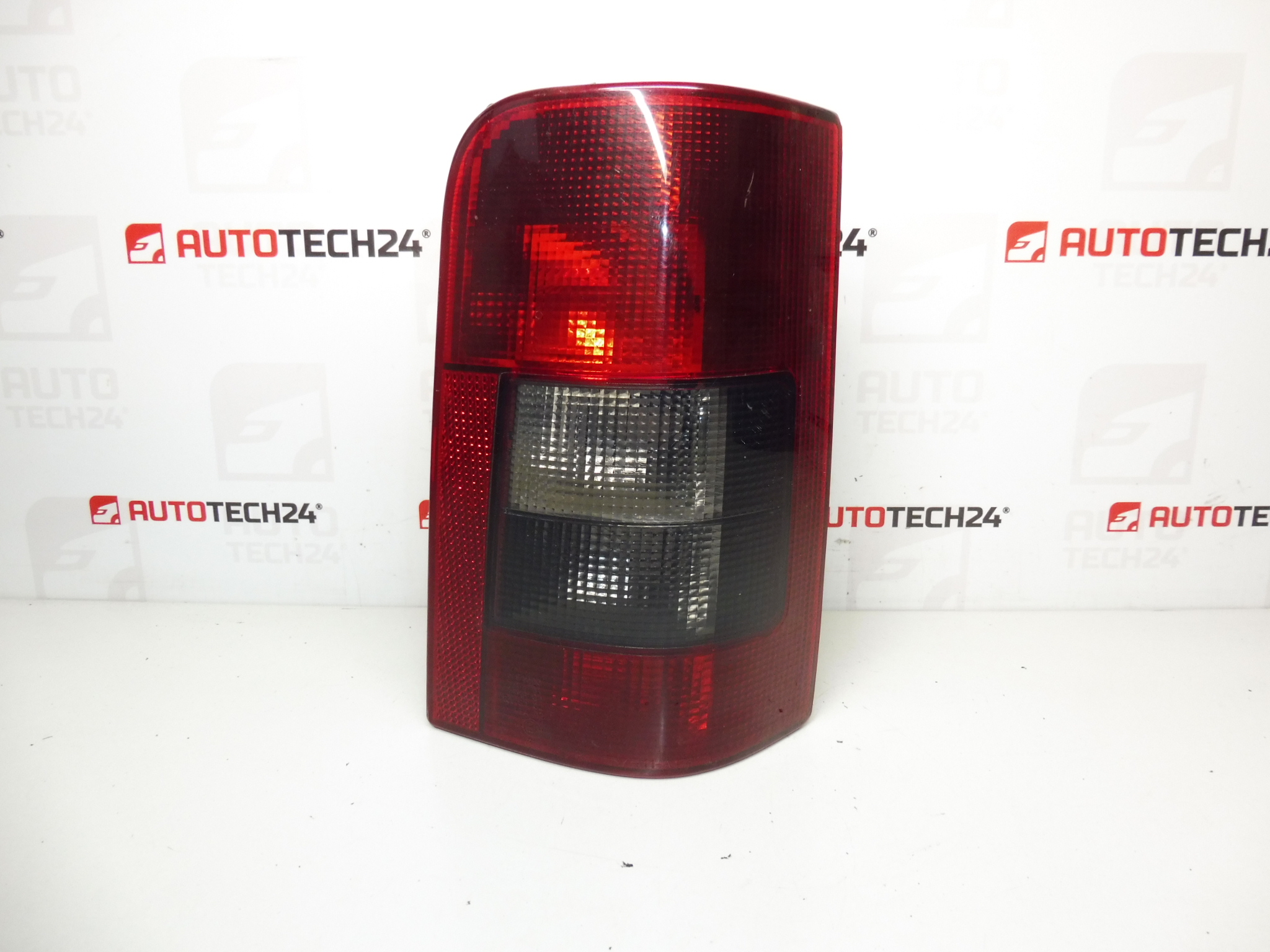 Rechter achterlamp Citroën Peugeot 6351J1 6351H2