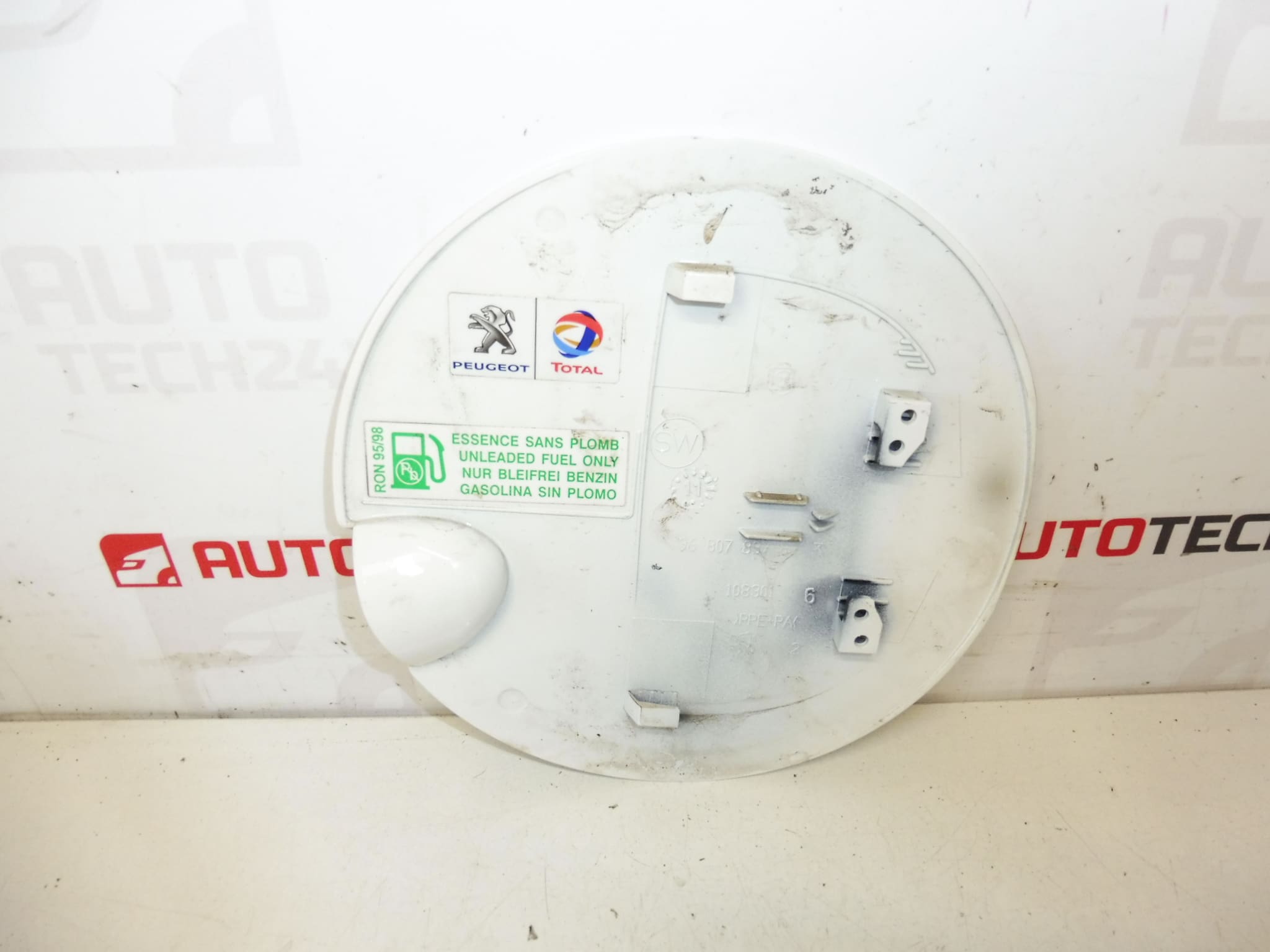 Peugeot 207 EWP 1517F2 Tankbedekking - Afbeelding 2
