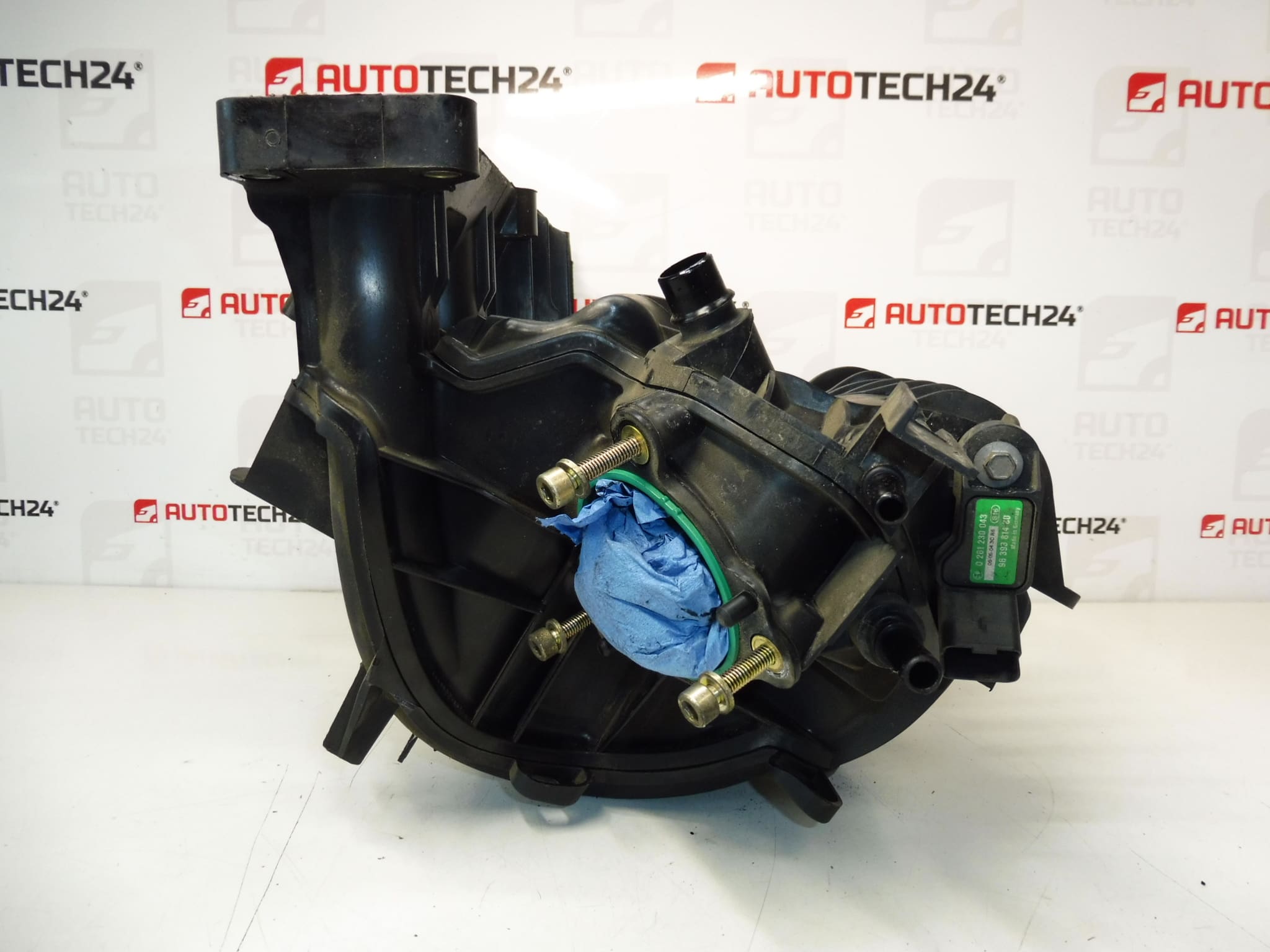 Luchtinlaat Citroën Peugeot 1.8 16V en 2.0 16V 83000km 9662401480 0361R0 - Afbeelding 2