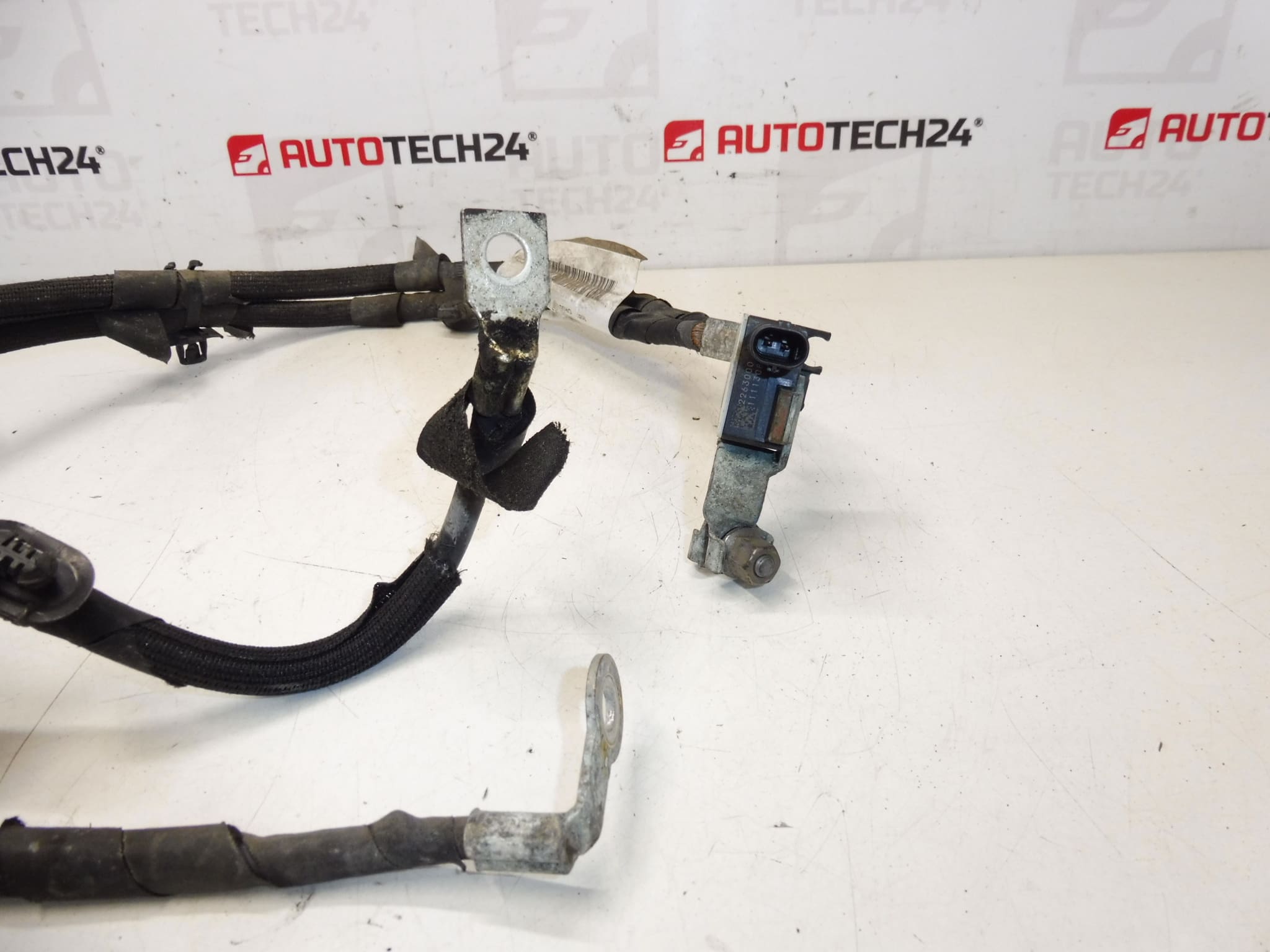 Negatieve ontstekingsspoel Citroën Peugeot 1.0 1.2 9816283680 - Afbeelding 2