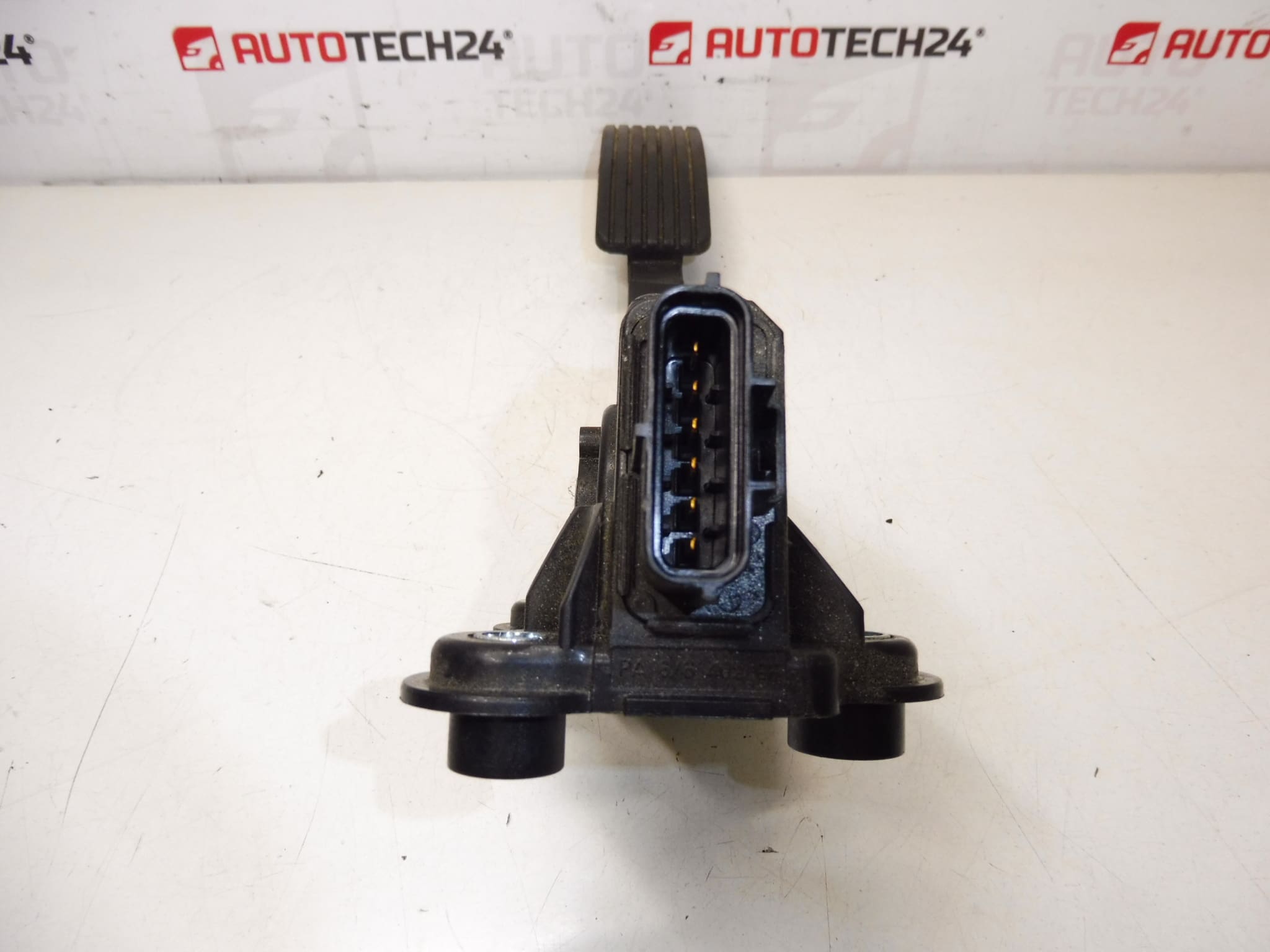 Citroën C-Crosser / Peugeot 4007 1600A102, 1601CL - Afbeelding 2