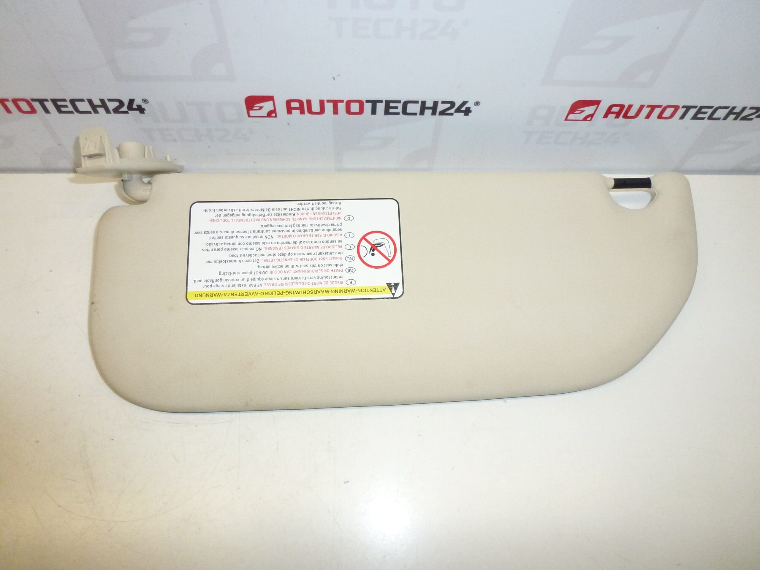 Citroën C4 zonneklep passagier 8143JF