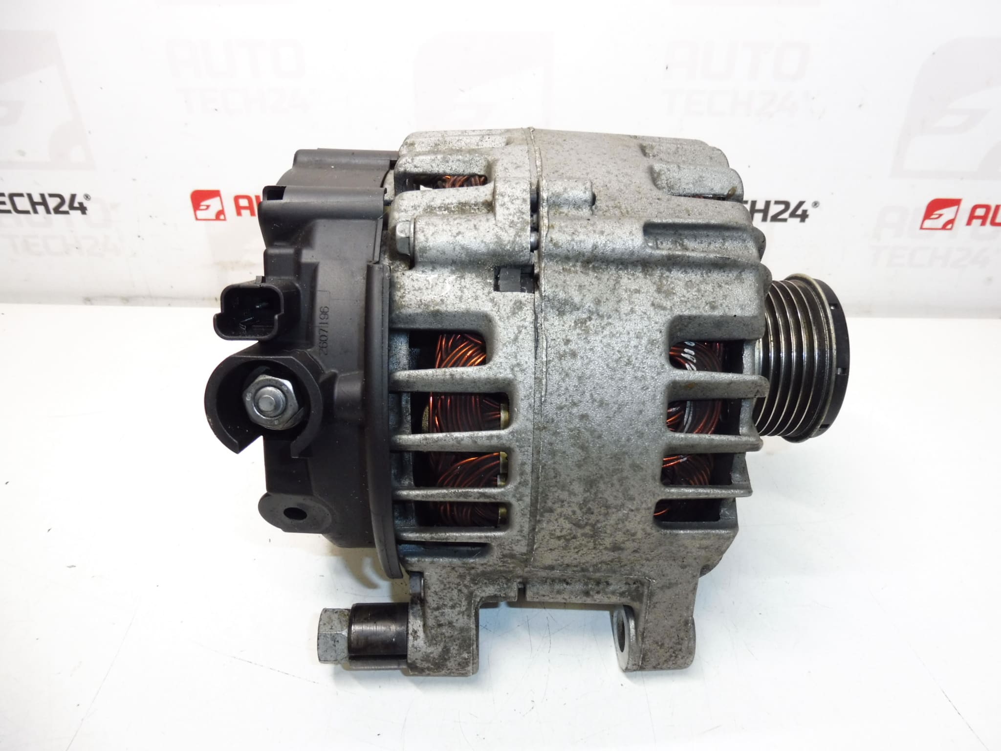 Dynamo Valeo CL15 64000 km Citroën Peugeot 1.6 e-HDI 9678048880 5705KV - Afbeelding 2