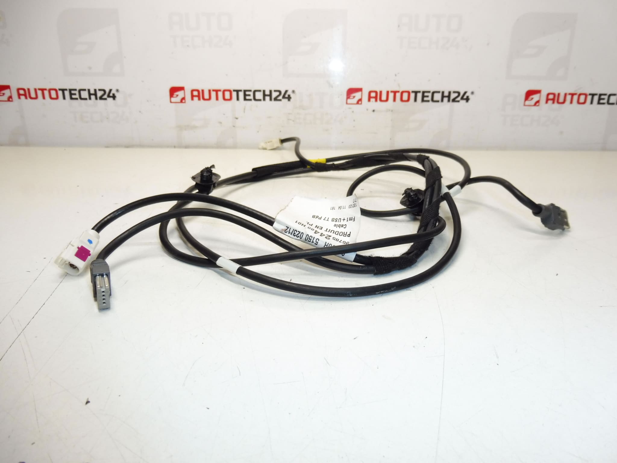 USB-volume Peugeot 308 T7 9678524480 9664701380 - Afbeelding 2