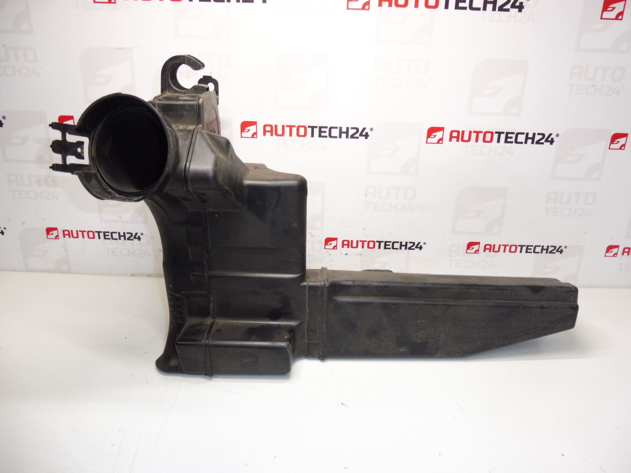 Luchtinlaatresonator 1.4 VTI 70 kW 8FS Citroën Peugeot 9683339380 1436Q7 - Afbeelding 2