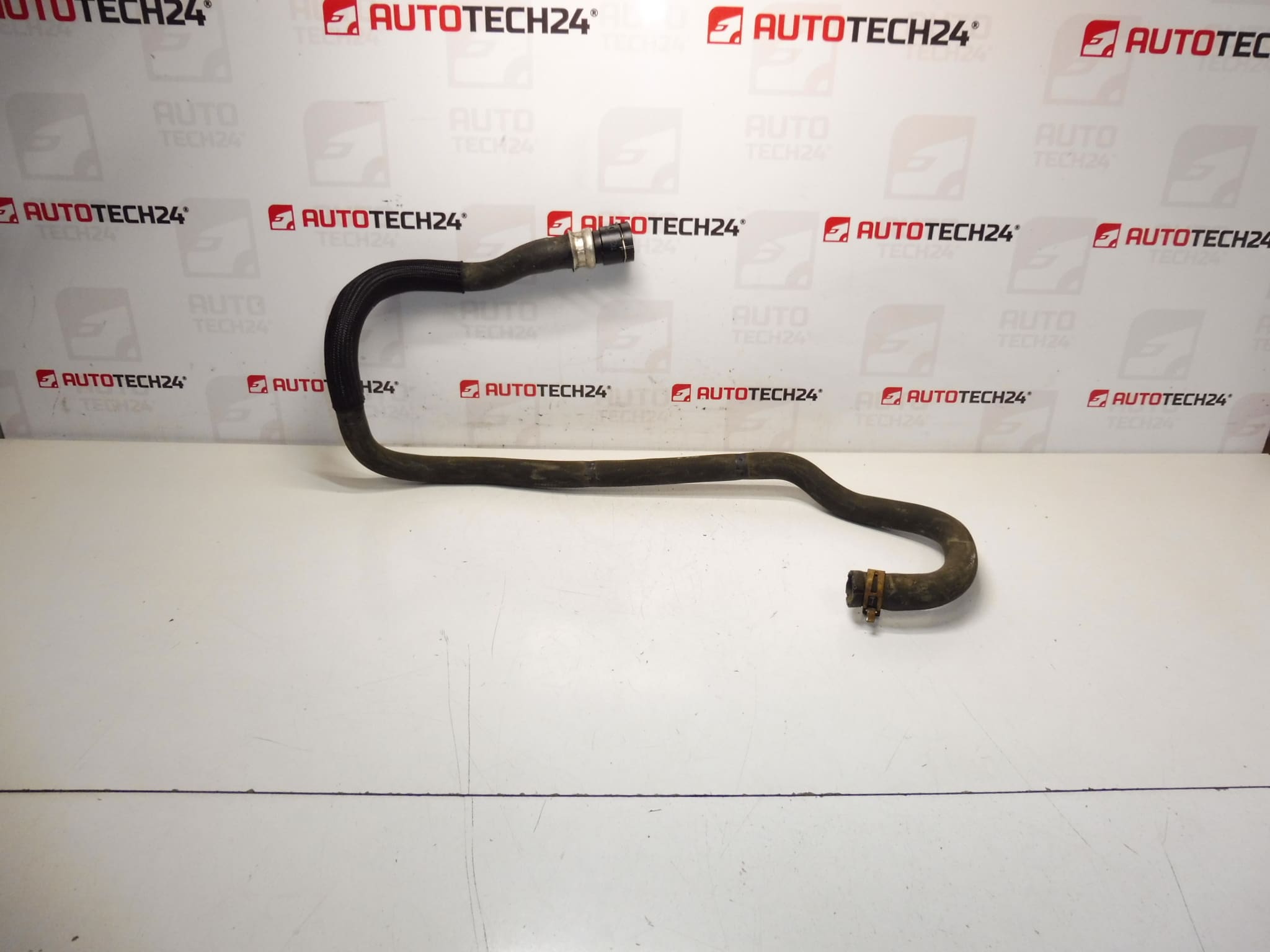 Waterslang 1.5 HDI Citroën Peugeot 9812439880