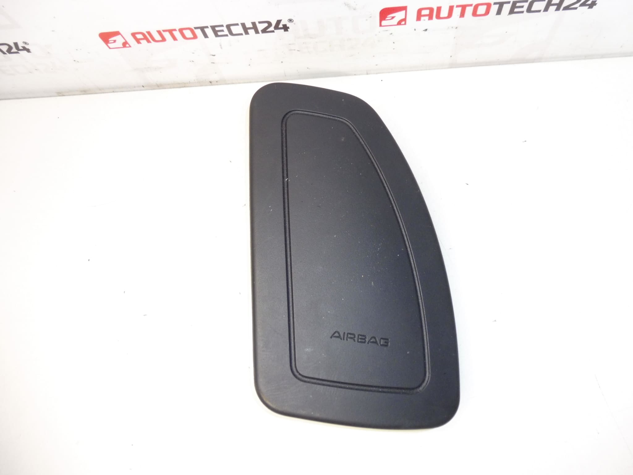 Airbag rechts Peugeot 407 96625553ZD 8216QR