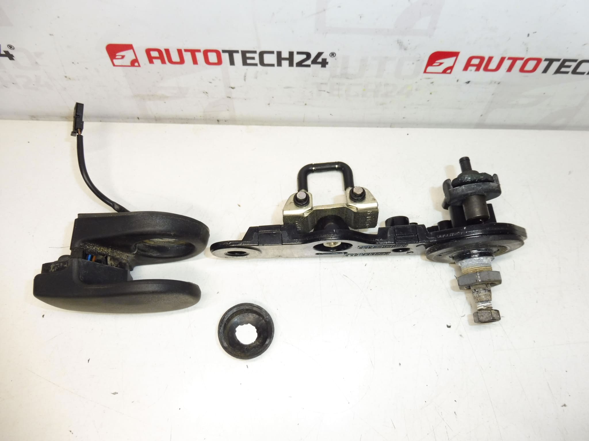 Ruitenwissermechanisme achter Peugeot 407 SW 9651000780 6405Z1 - Afbeelding 2