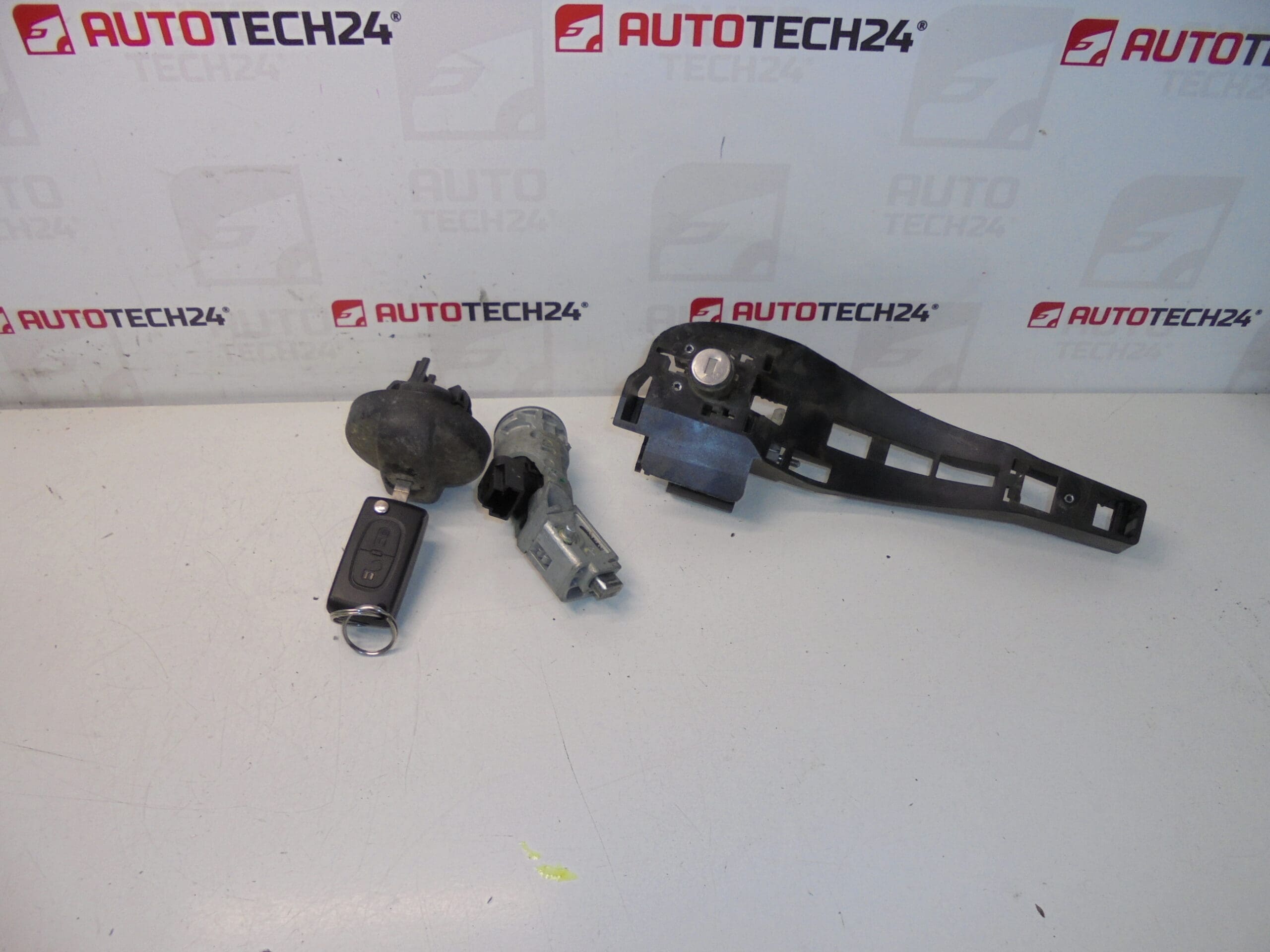 Sada Deursloten Citroën C2 C3 4162FP 4162EA