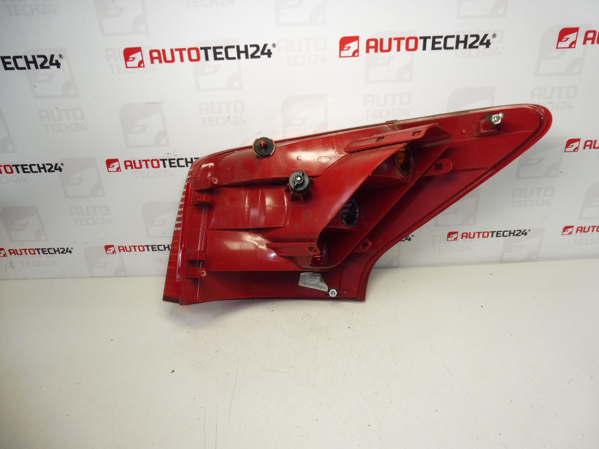 Linker Achterlicht Peugeot 407 SW 9641948780 6350T3