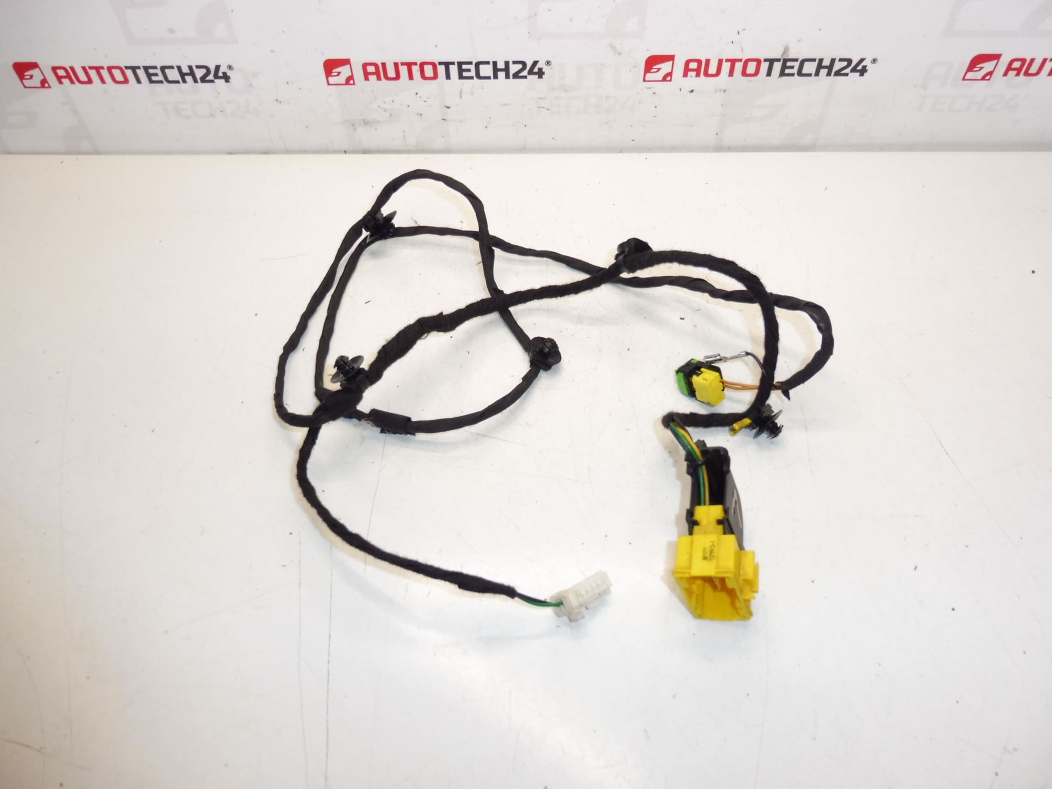 Citroen C3 II A51 bestuurdersstoel harnas 1608078880