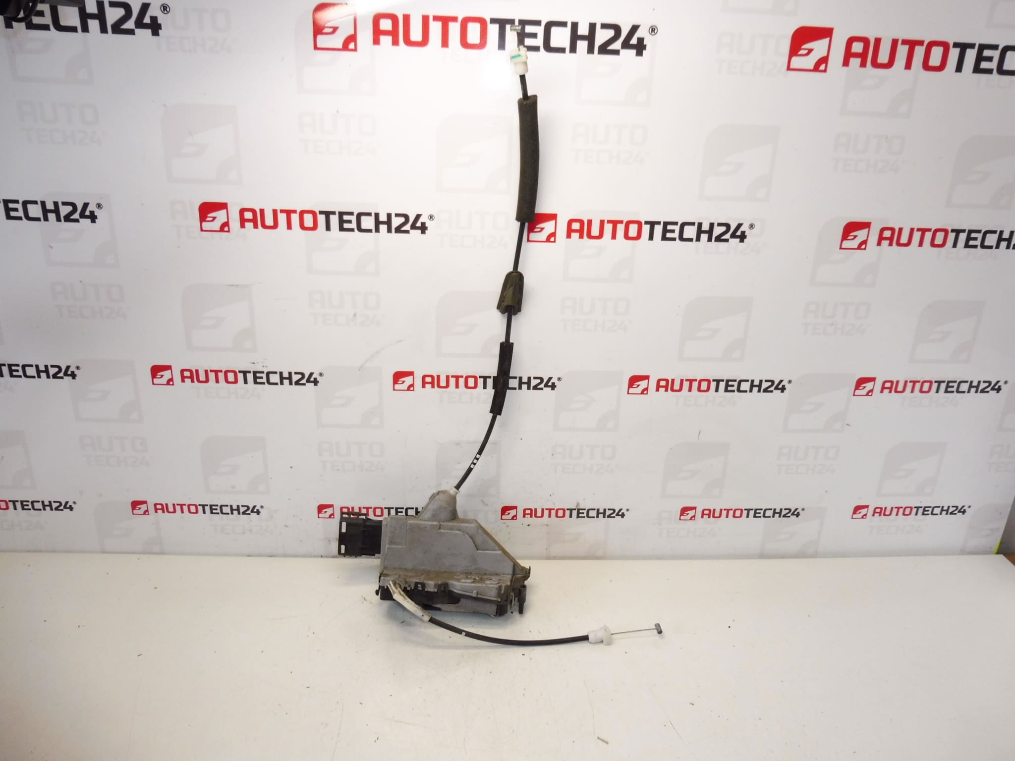 Deurslot linksachter Citroën C3 II A51 9800625080