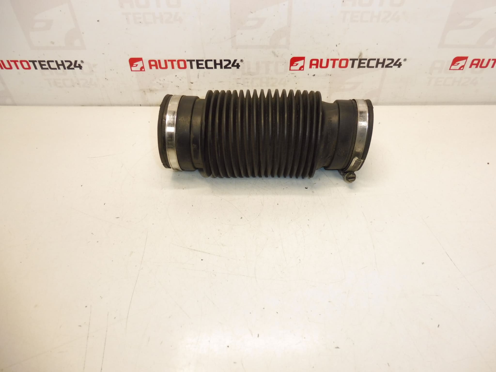 Aansluiting Citroën Peugeot 2.0 i 9626612880 14265E