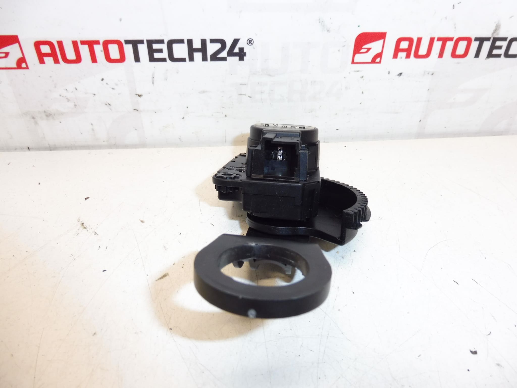 Kachelactuator BEHR Citroën Z5509001 28006148A 647998 - Afbeelding 2