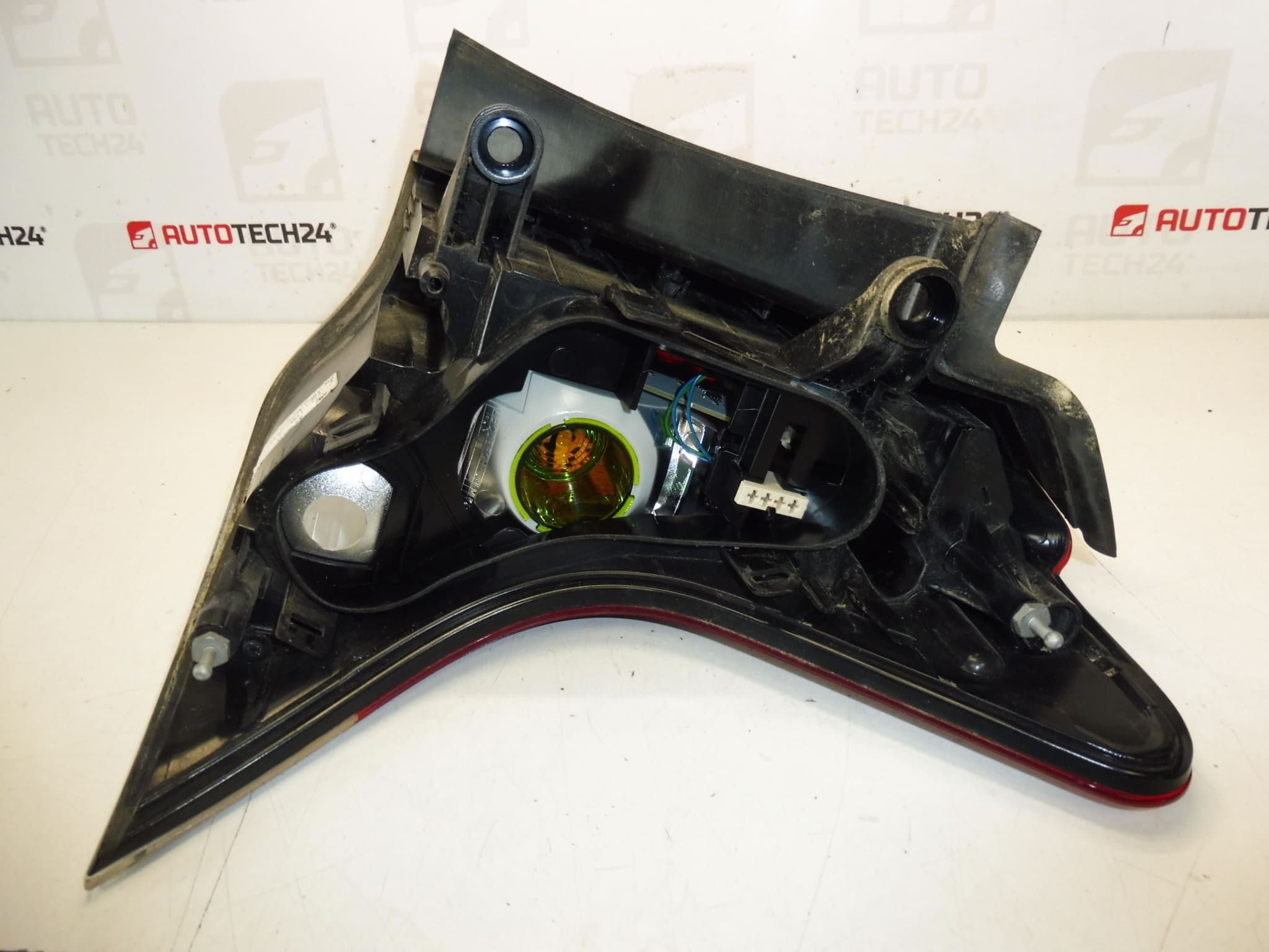 Koplamp links achter Peugeot 3008 9805510580 - Afbeelding 2