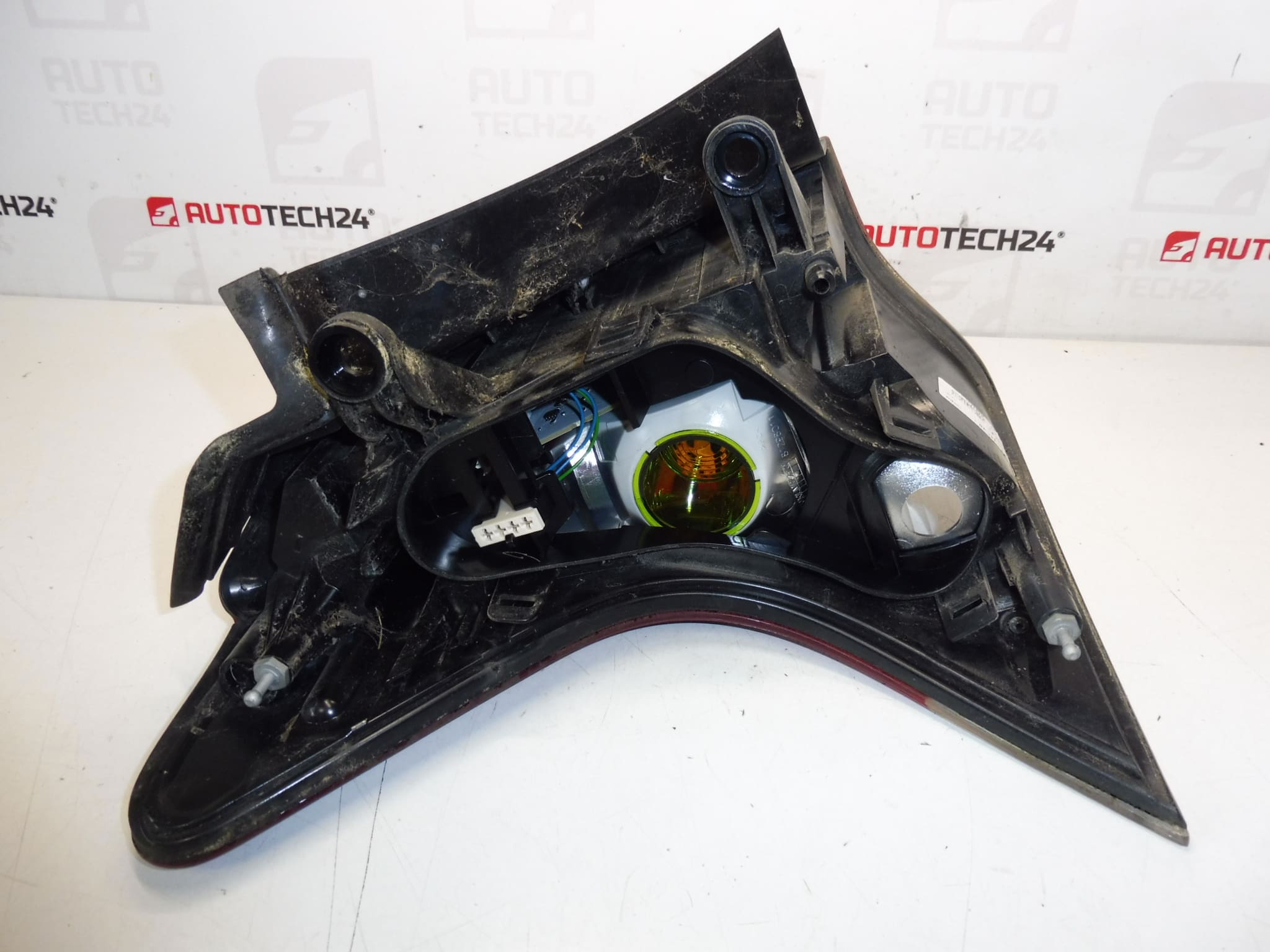 Koplamp rechts achter Peugeot 3008 9805510480 - Afbeelding 2
