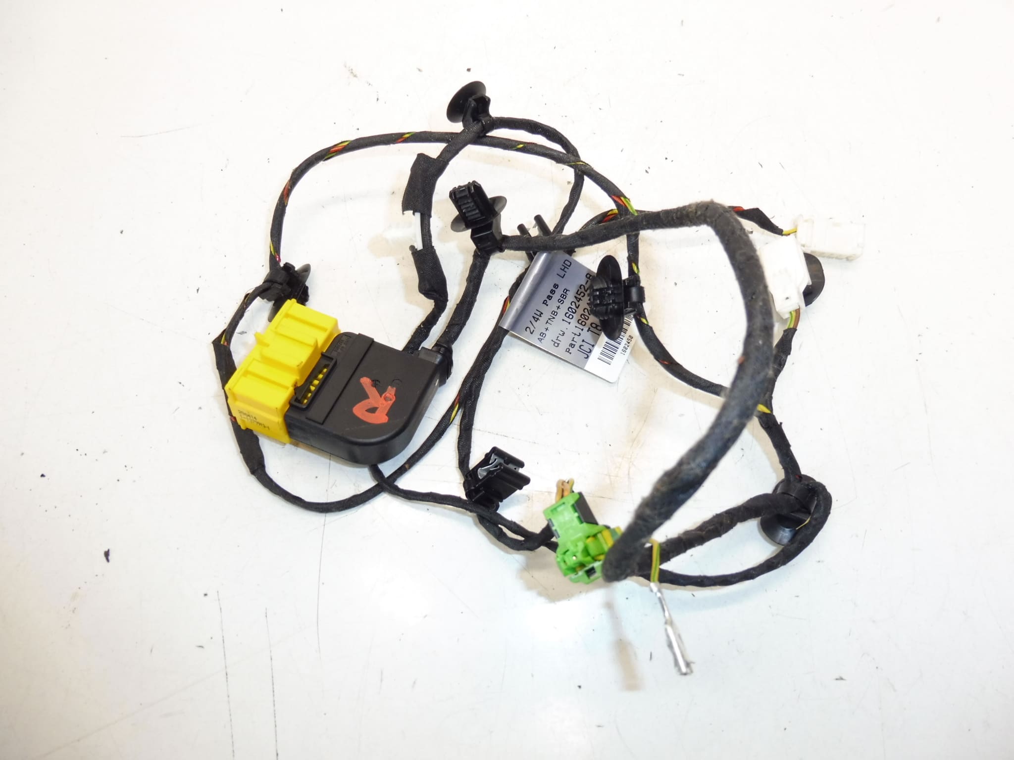 Peugeot 3008 5008 6545XT passagiersstoel harnas