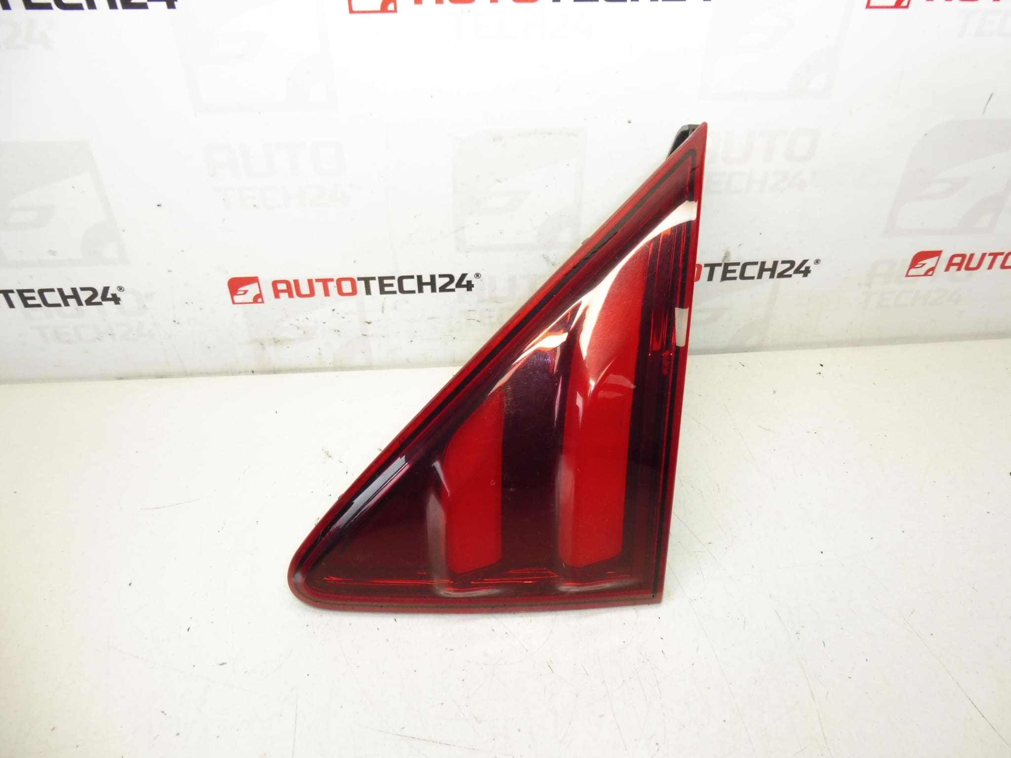 Peugeot 3008 deksel koplamp rechtsachter 9805511280