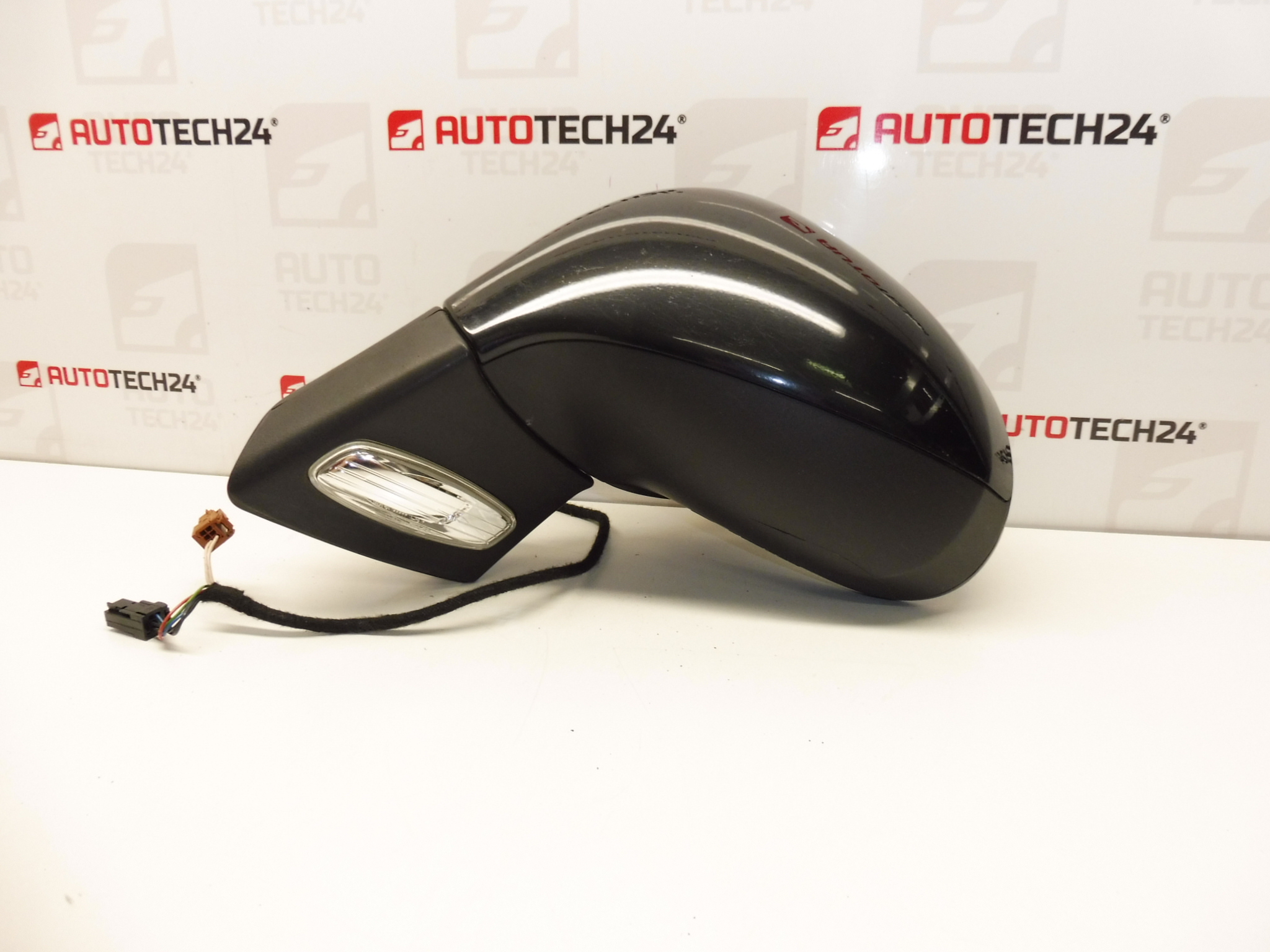 Linker buitenspiegel Peugeot 207 EXLD 96806498XT 8149ZG