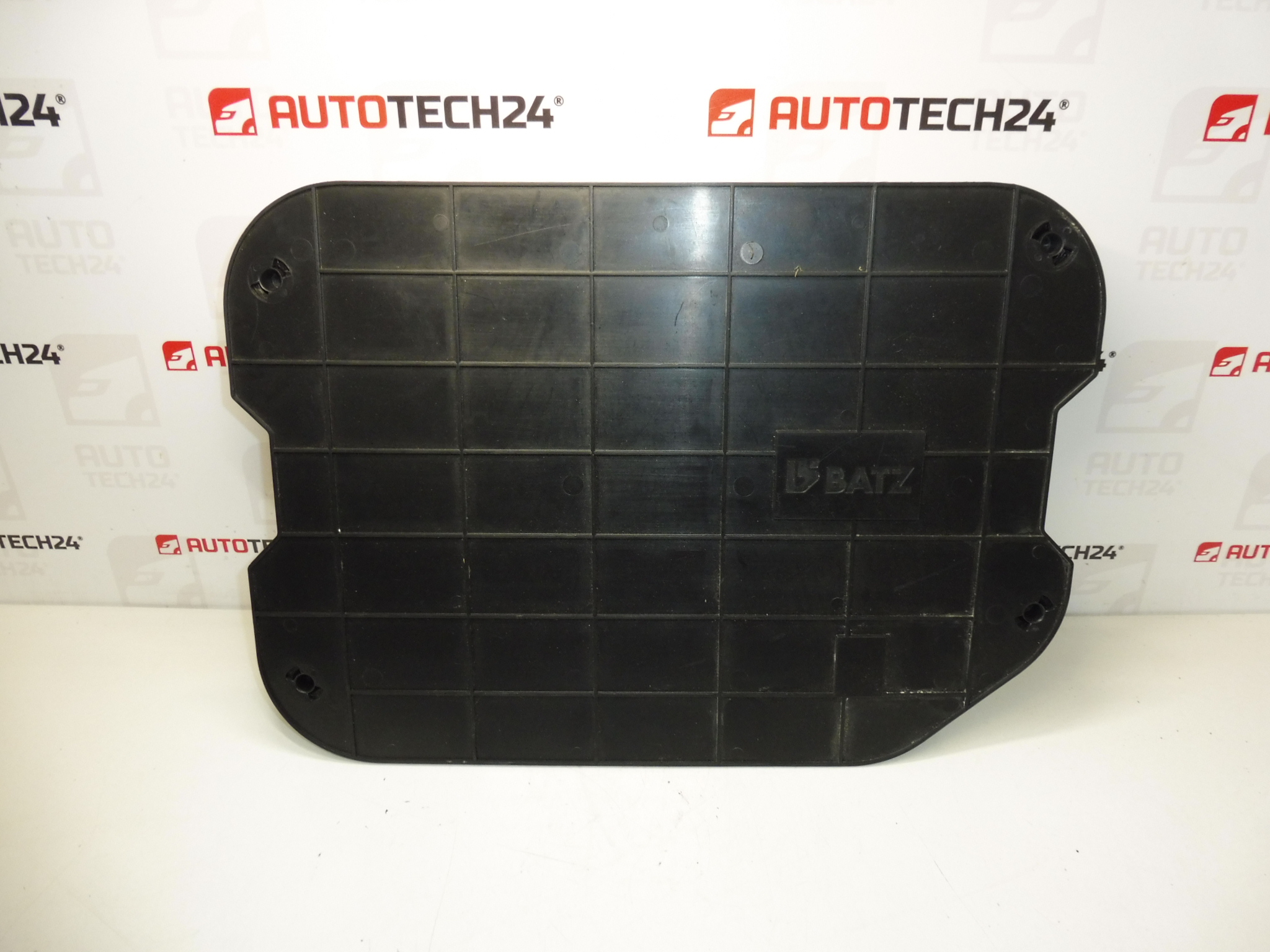 Gereedschap, krik, sleutel, Citroën C4 Picasso 6736A7 674418 672594 671809 671739