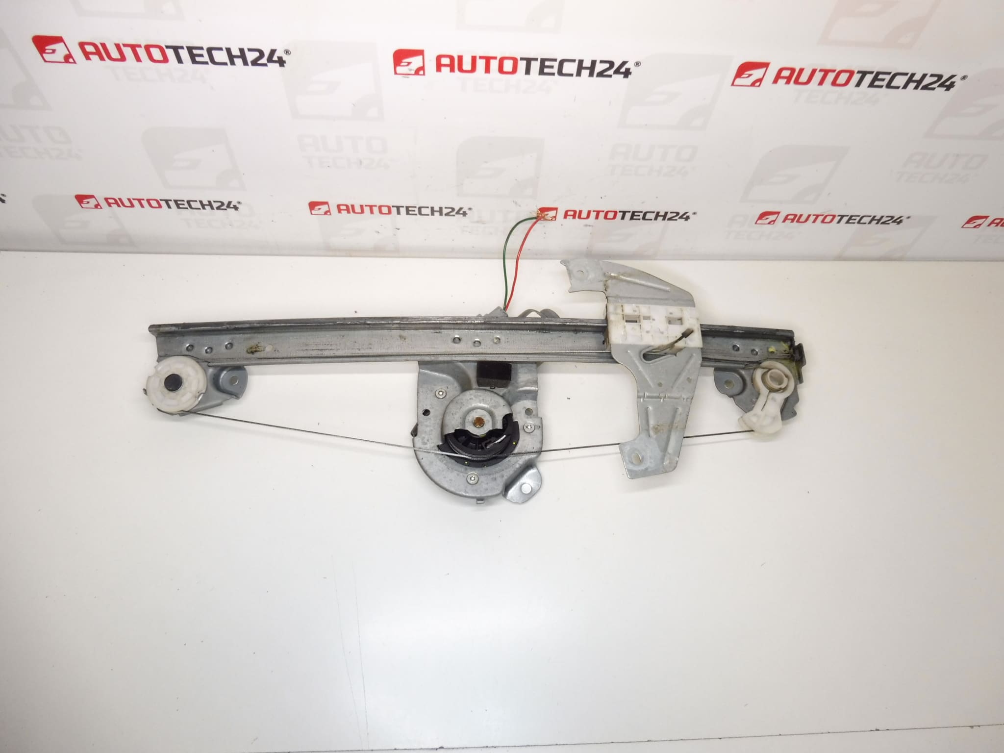 Raamvenstermechanisme Voor Links Voor Citroën C1 Peugeot 107 9221T8