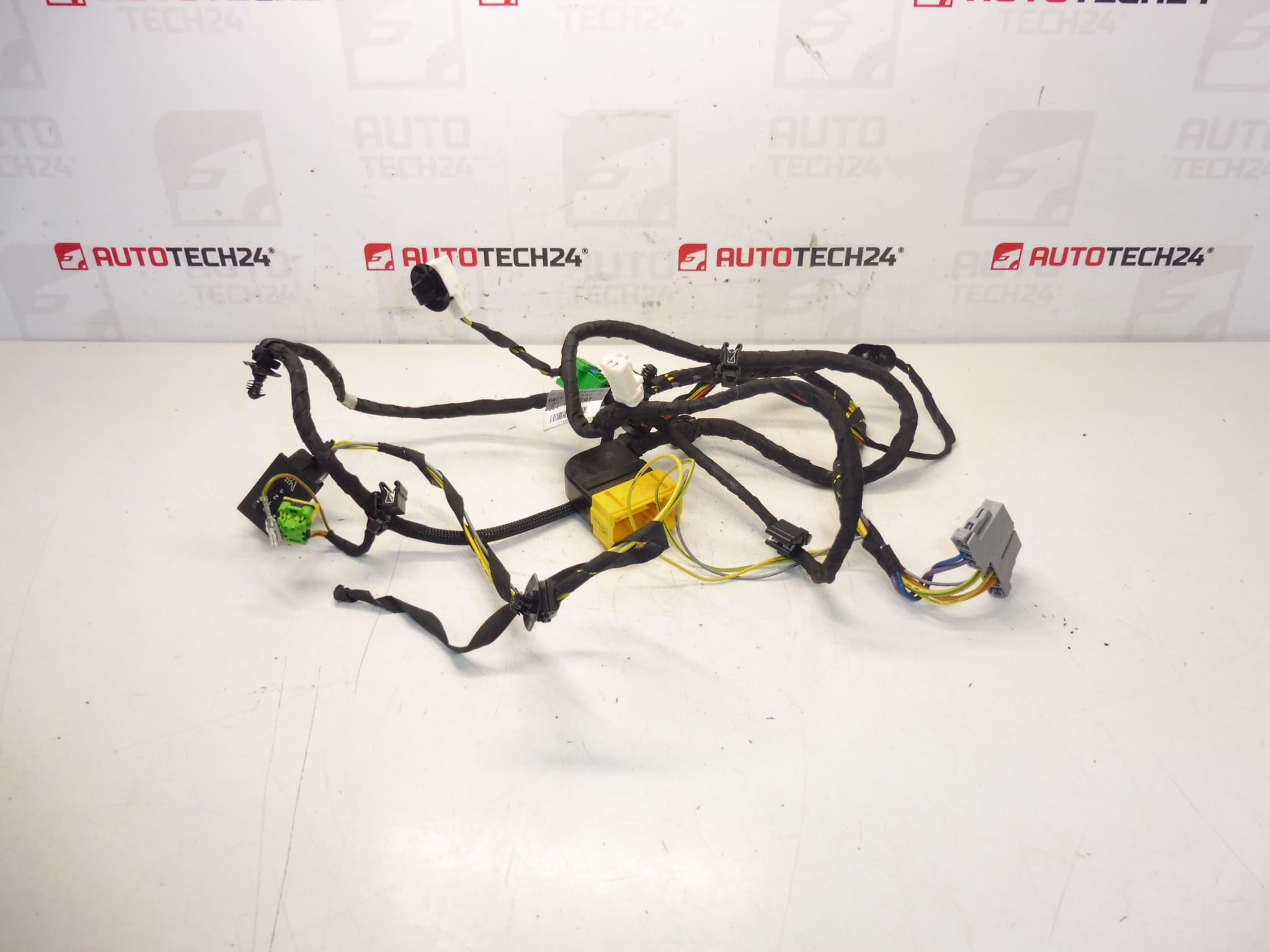 Peugeot 3008 5008 6545XX passagiersstoel harnas