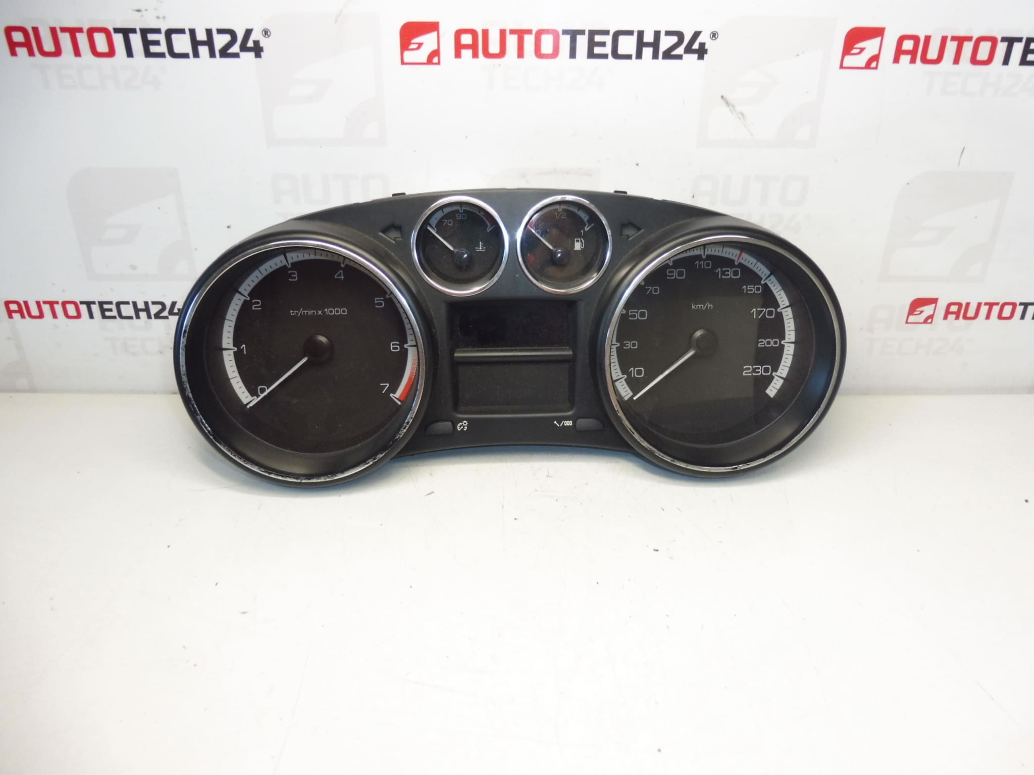 Snelheidsmeter Peugeot 308 9666642080 9806132380 6103HR