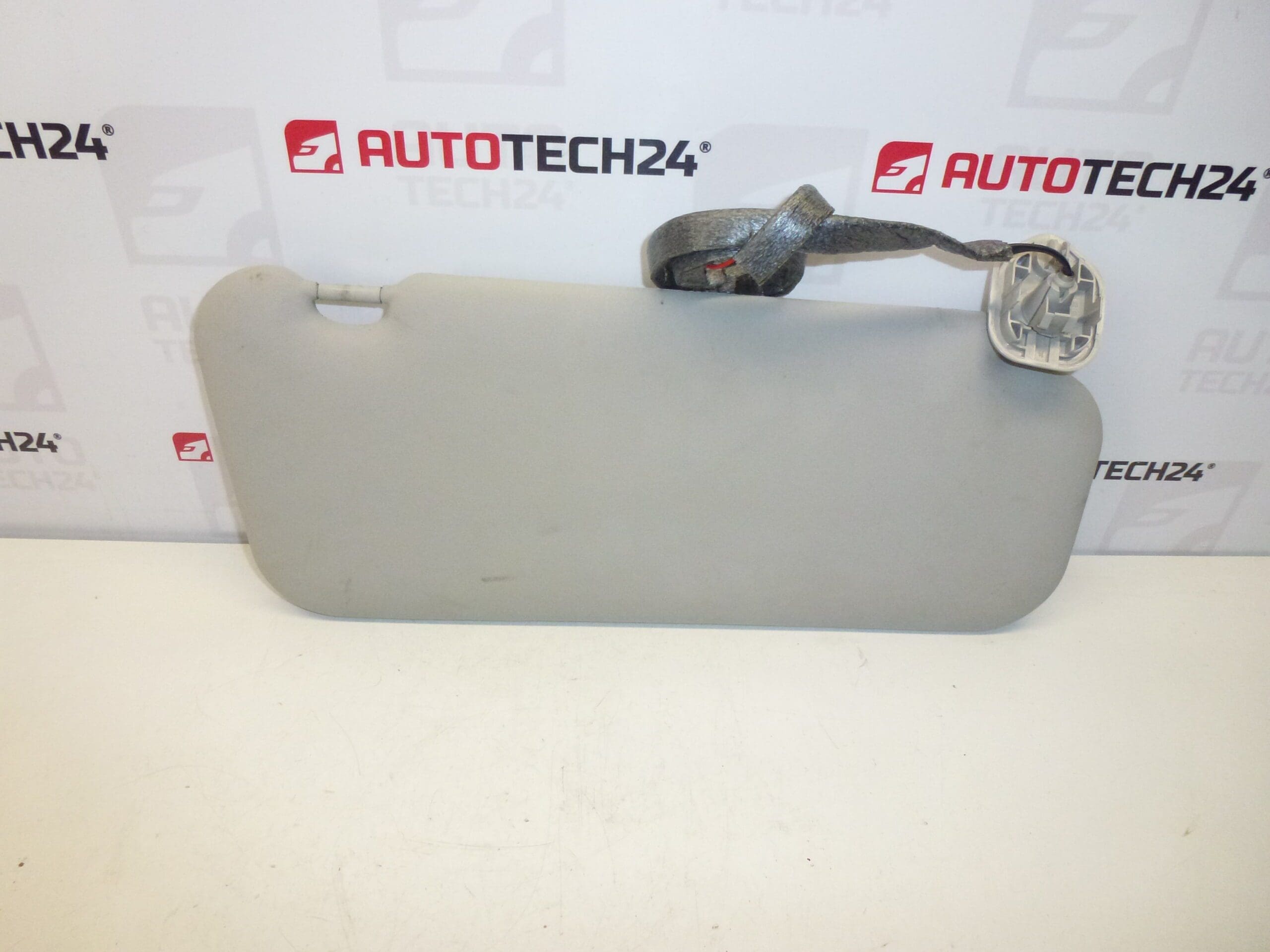 Citroën Peugeot 8143GC bestuurderszonneklep links