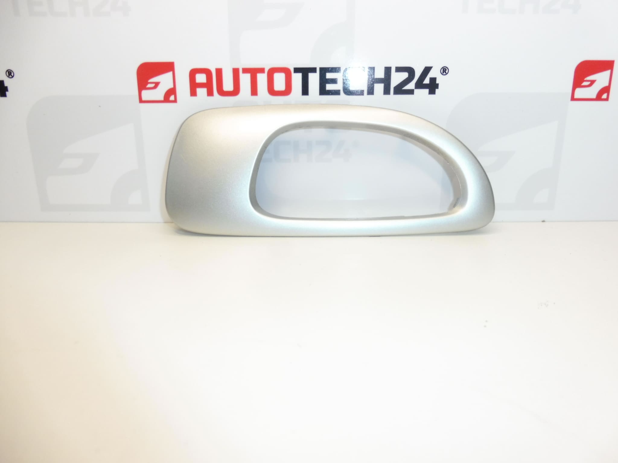 Afdekking van de binnenhandgreep van het linker achterportier Peugeot 307 9634770077 9119Y1