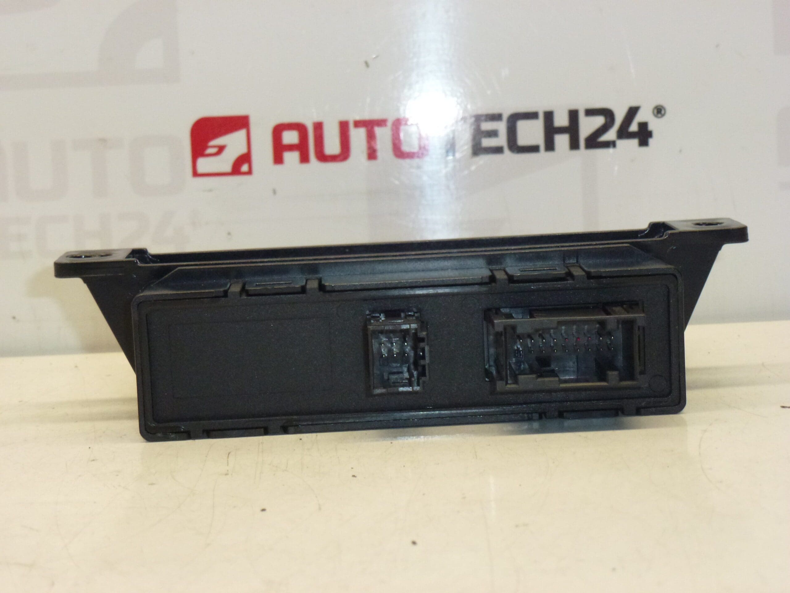 ECU PDC Peugeot 407 9656174280 9659350680 - Afbeelding 2
